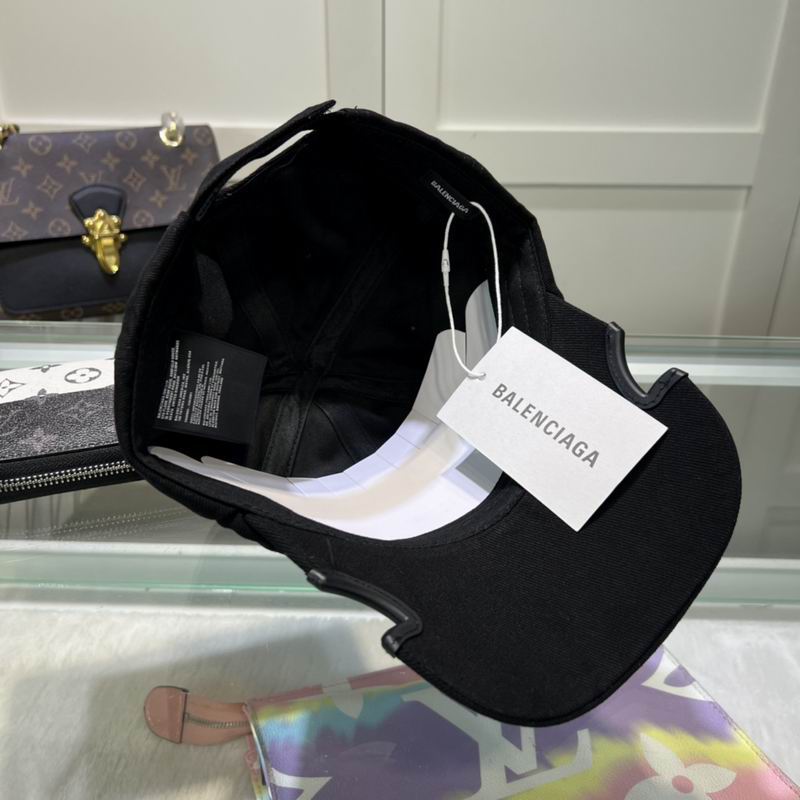 Balenciaga Cap 50 (4)